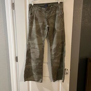 Women’s American Eagle camo pants 12 long